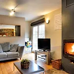 Spacious Chalet With Sauna In Daverdisse