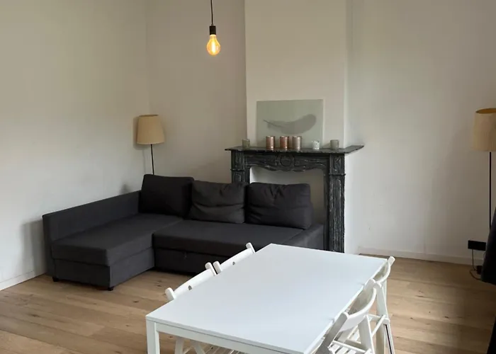 Bruxelles Midi Flat