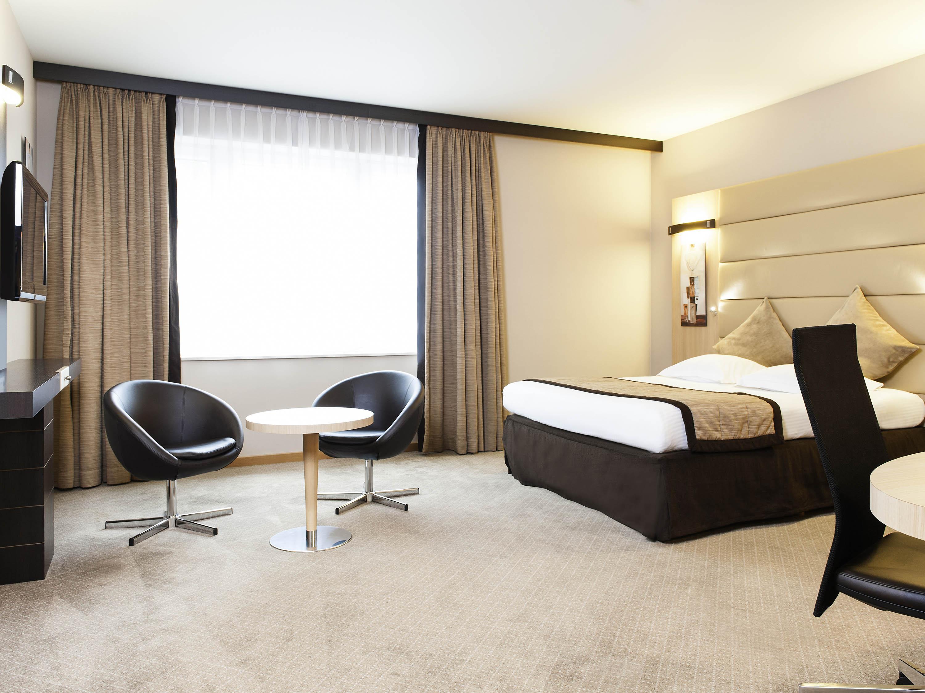 Novotel Centre Midi Hotel 4*