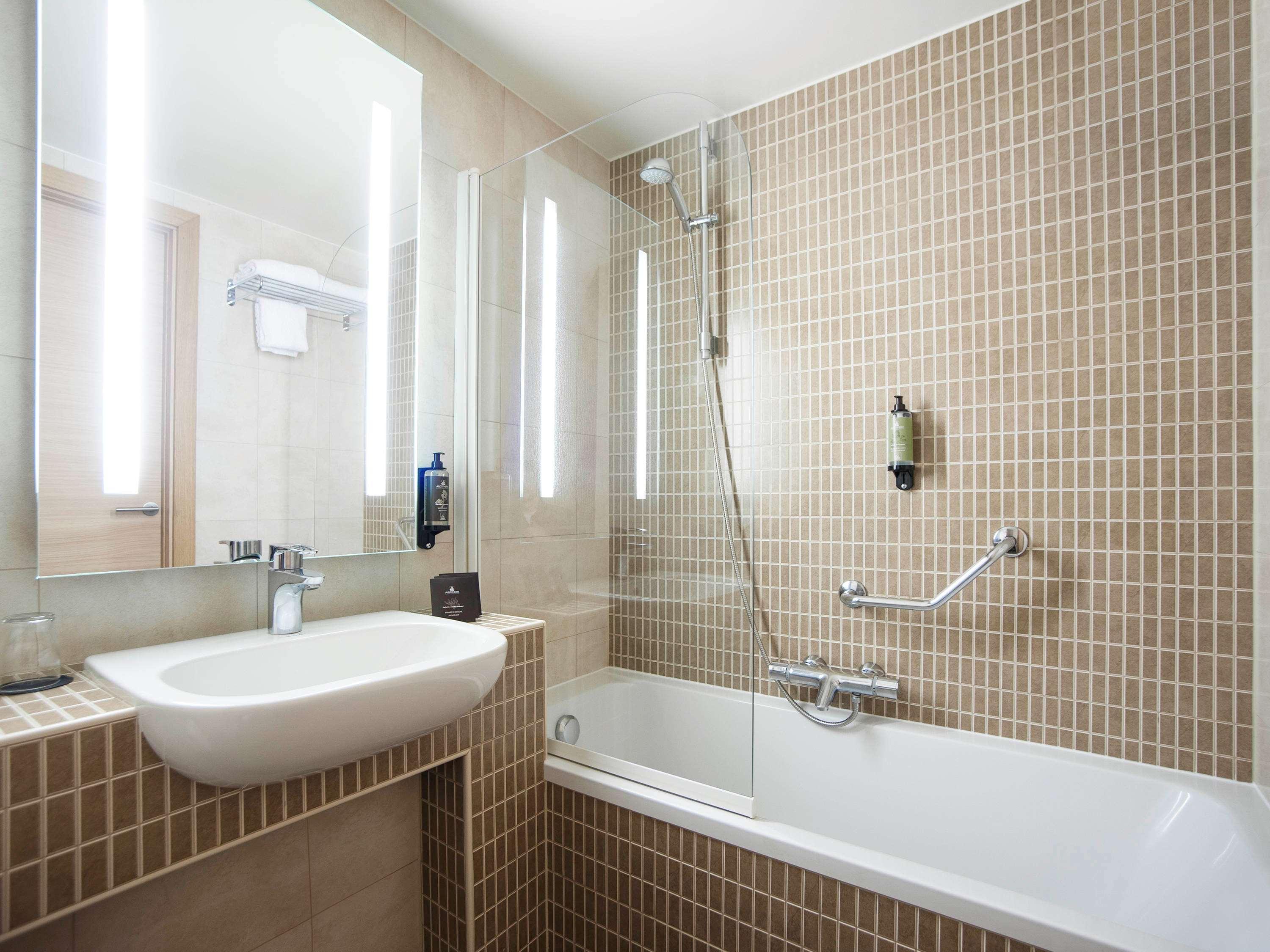 Novotel Centre Midi Hotel 4*