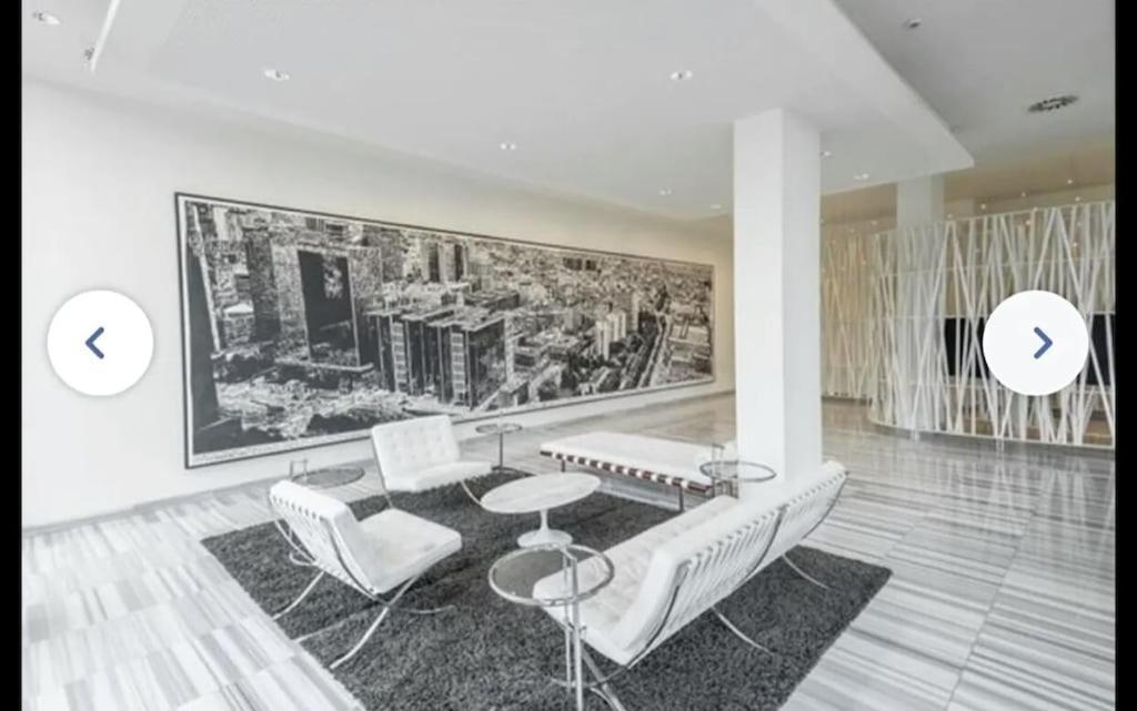 Luxury And Beautiful With Unique Skyview Apartment