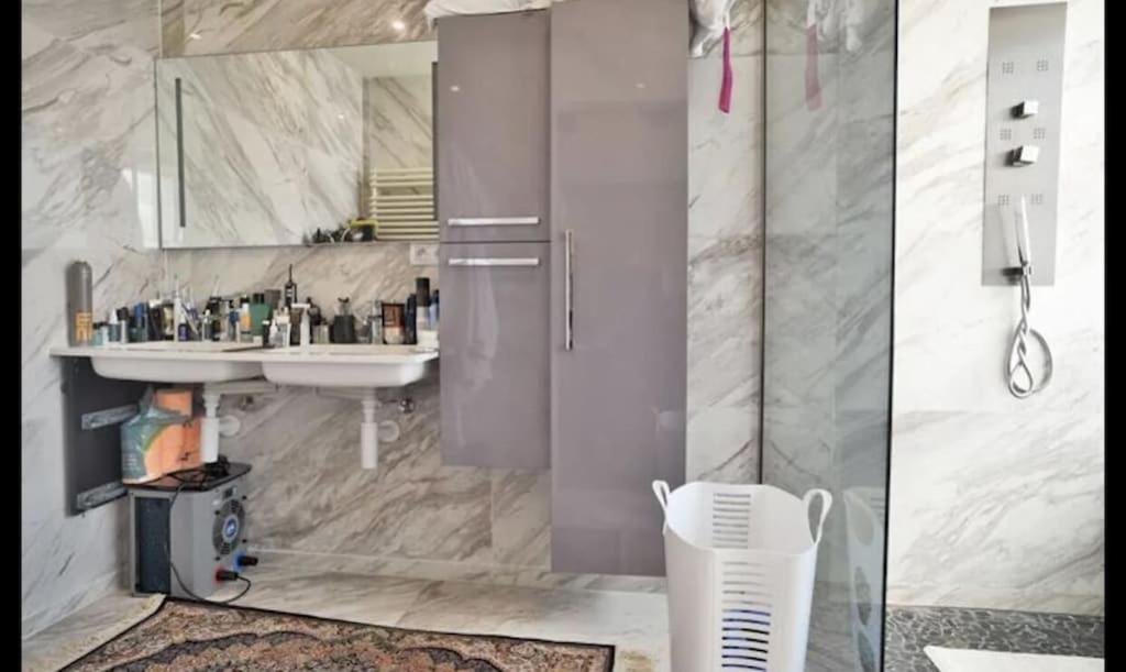 Luxury And Beautiful With Unique Skyview Apartment