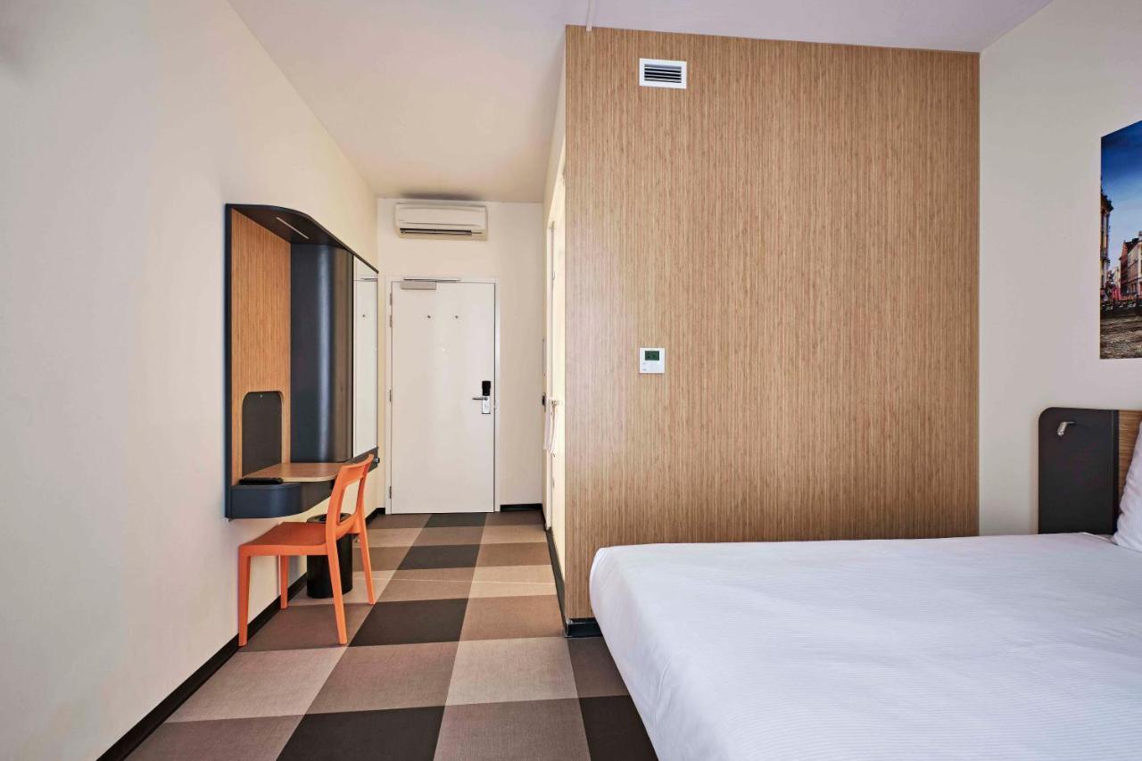 Easyhotel Centre 3* Bruxelles