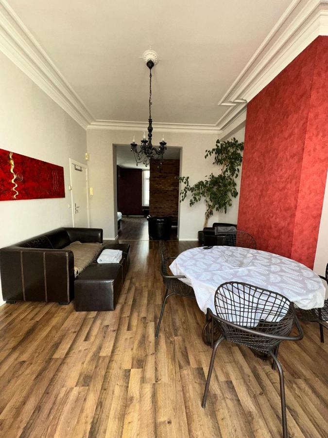 Loft Atypique Avec Terrasse * Brüssel