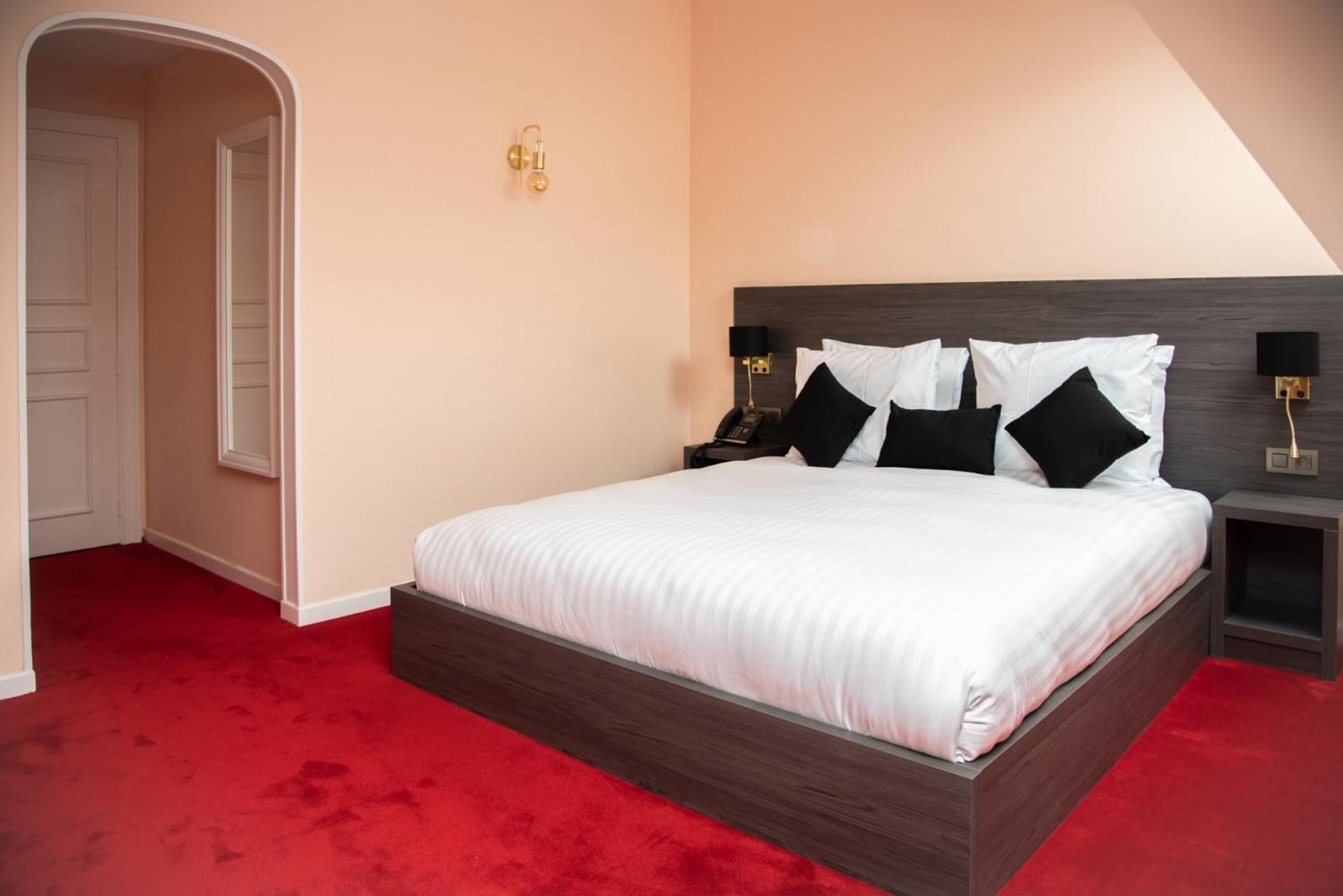 Hotel La Bourse 3*