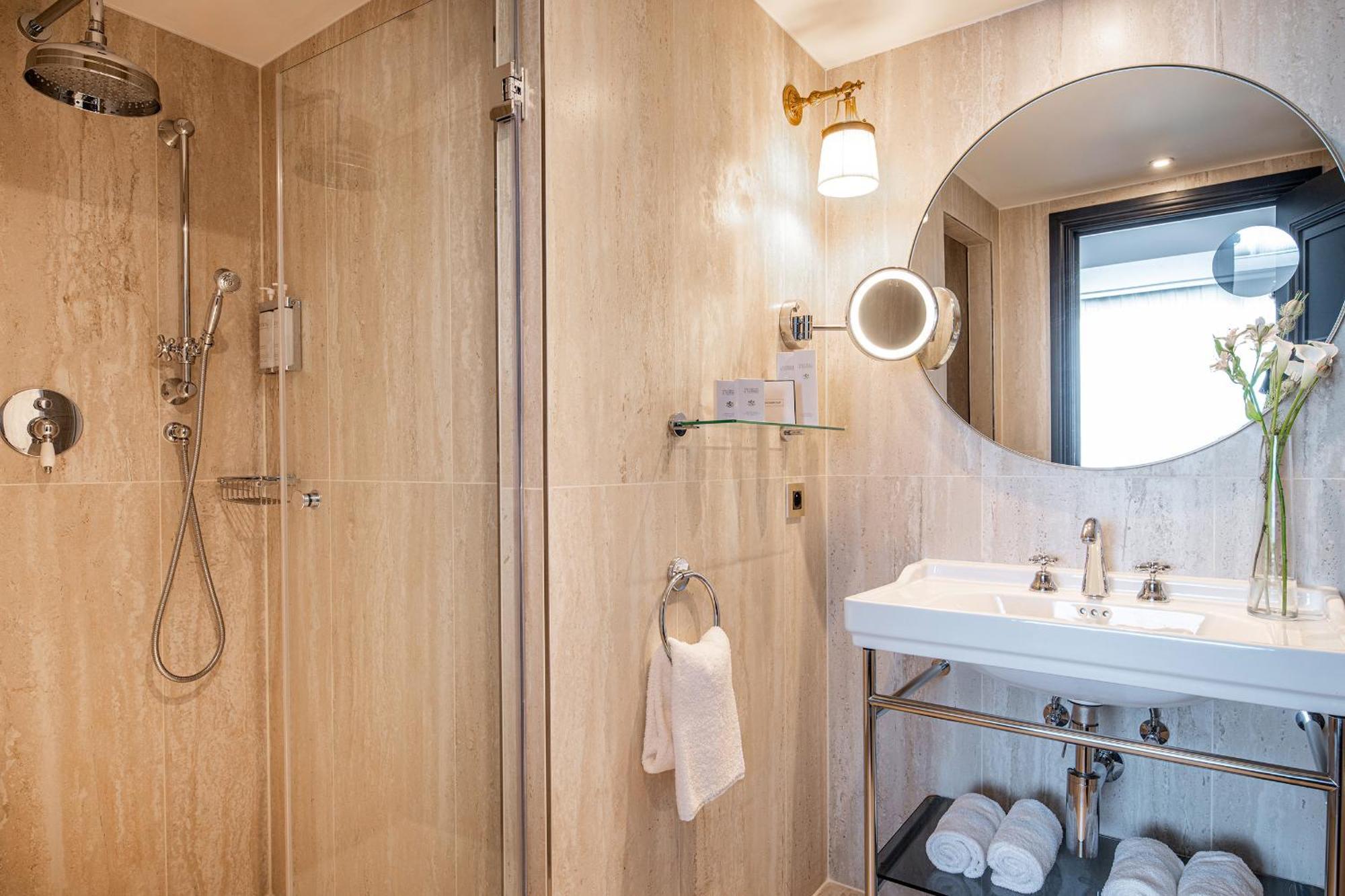 Barsey By Warwick Hotel Brussels