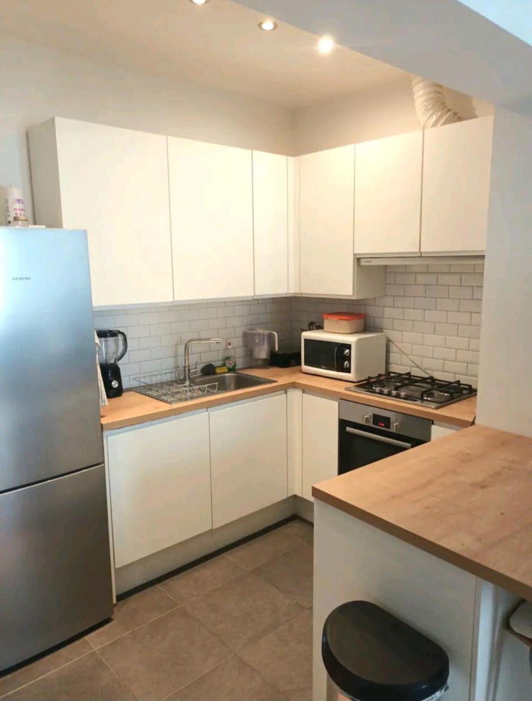 Beautiful 2 Bedroom In Place Flagey Bxl Bruxelles