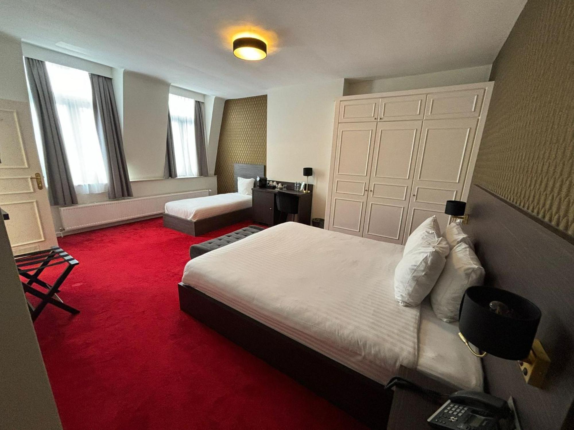 La Bourse Hotel 3*
