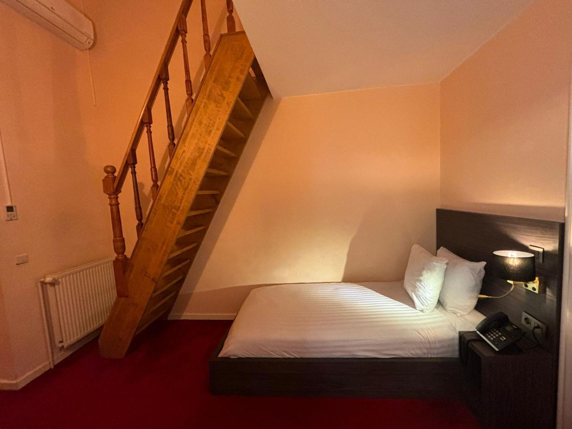 Hotel La Bourse 3*