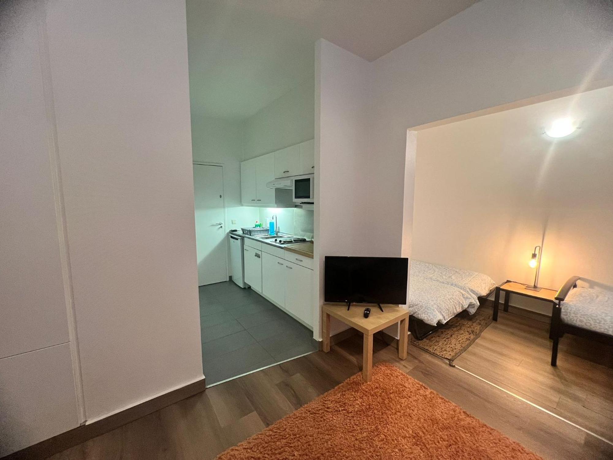 Apartment Center