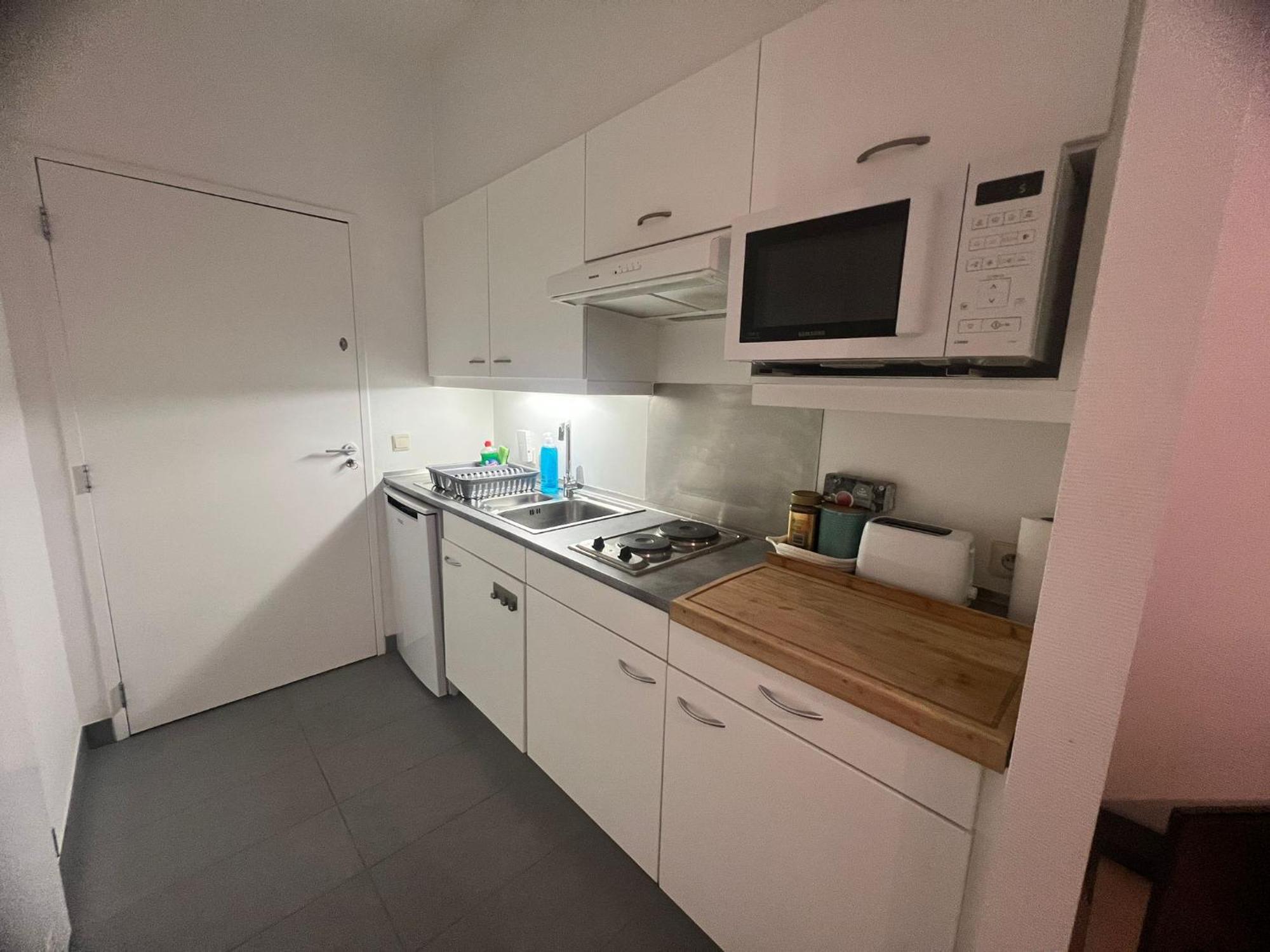 Center Apartment *