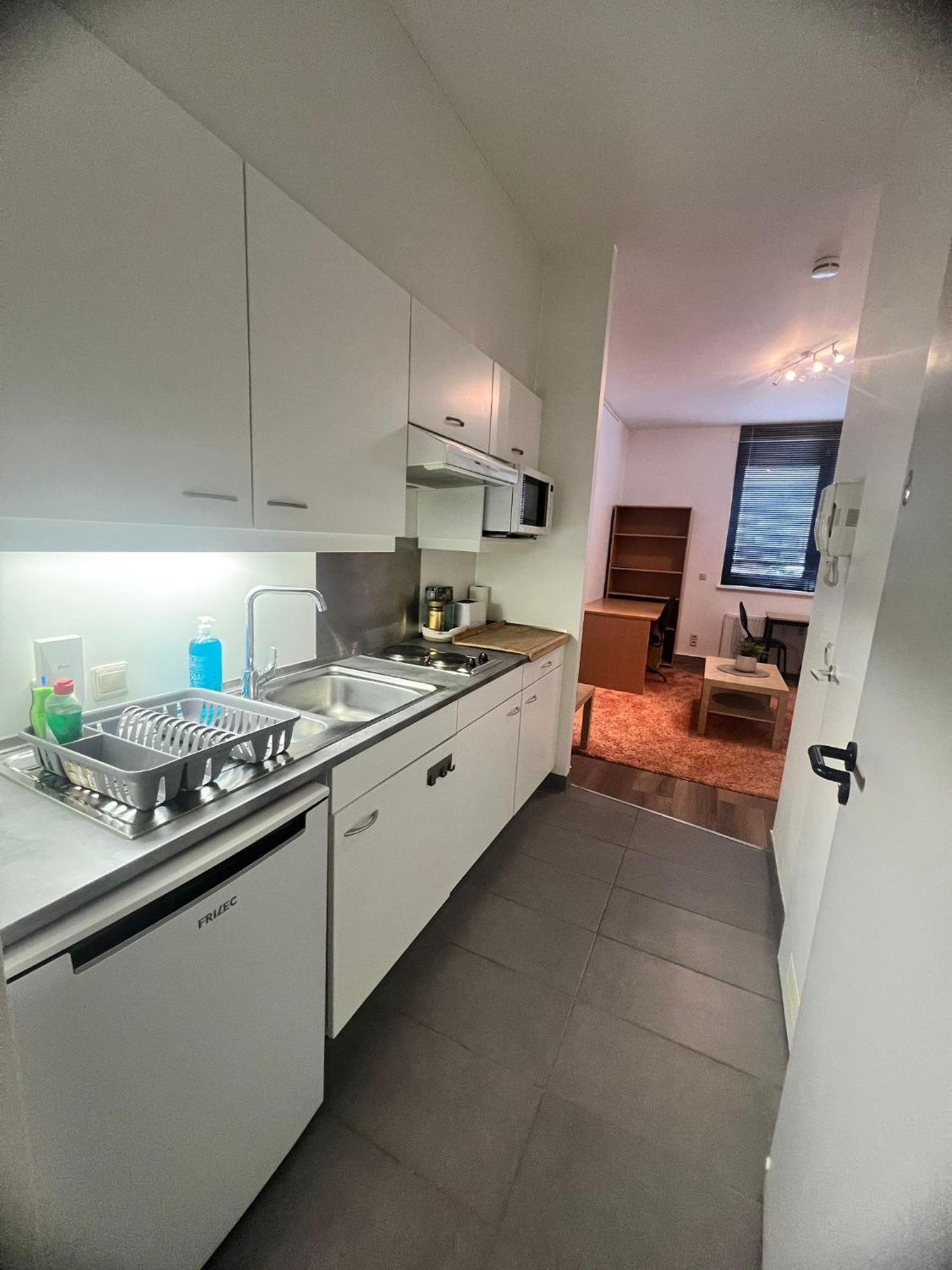 Apartment Center *