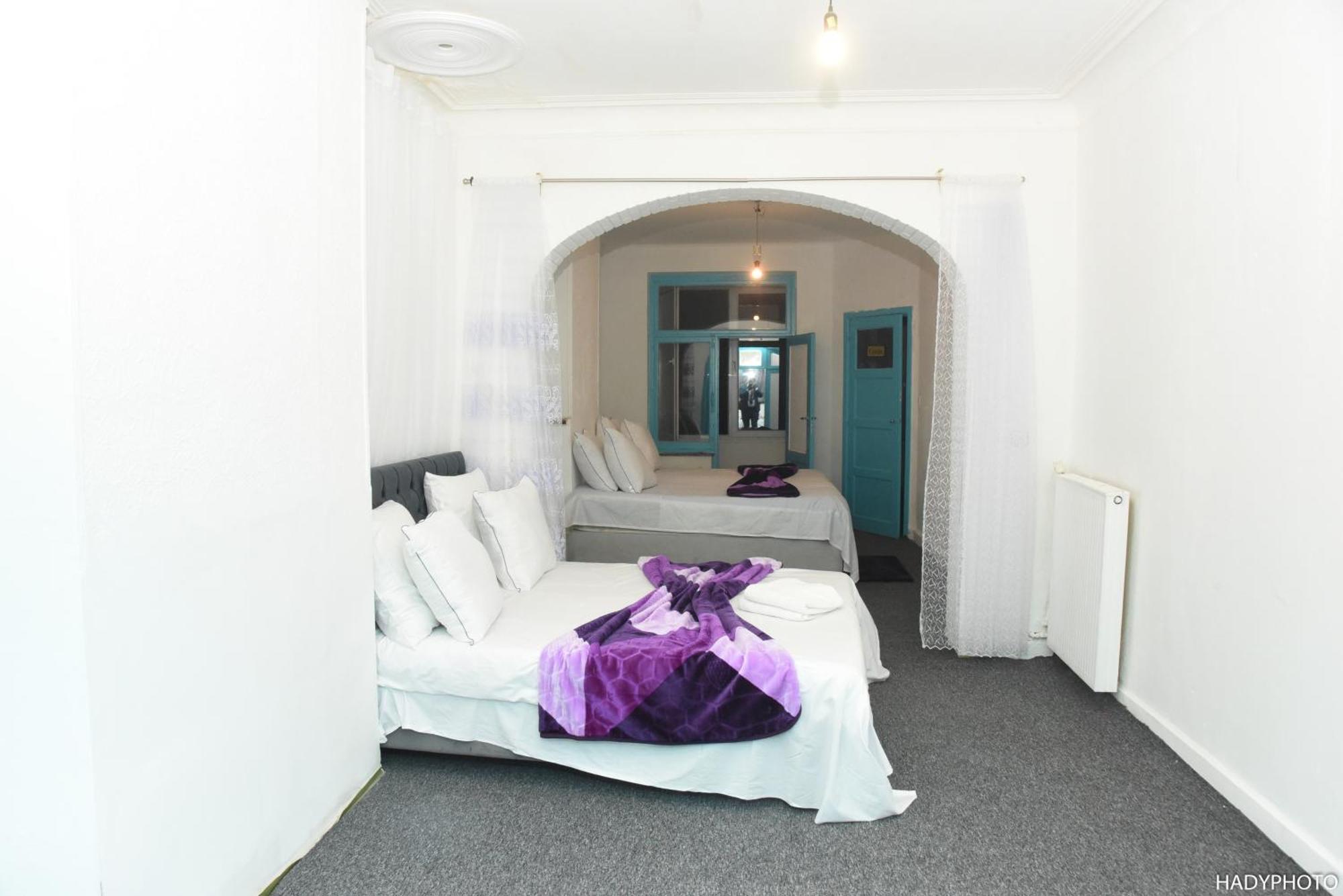 Appartement Confort Gare De L'ouest, Troisiemes Etages Bruxelles