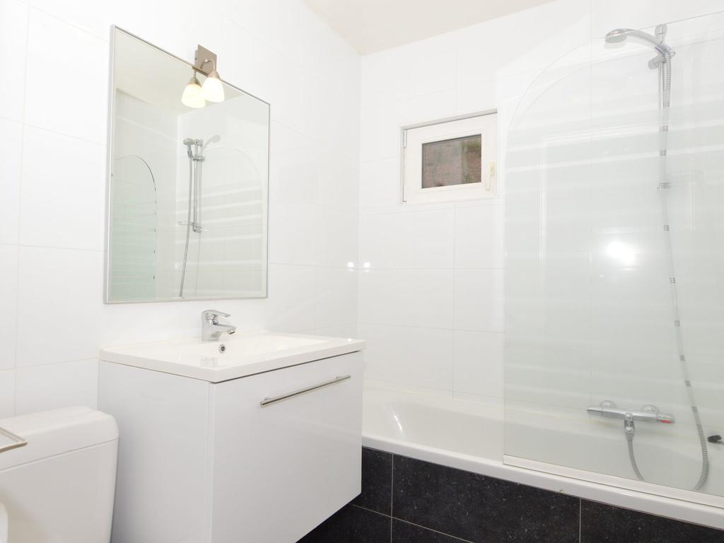 Spacious Chalet With Sauna In Daverdisse * Bruxelles