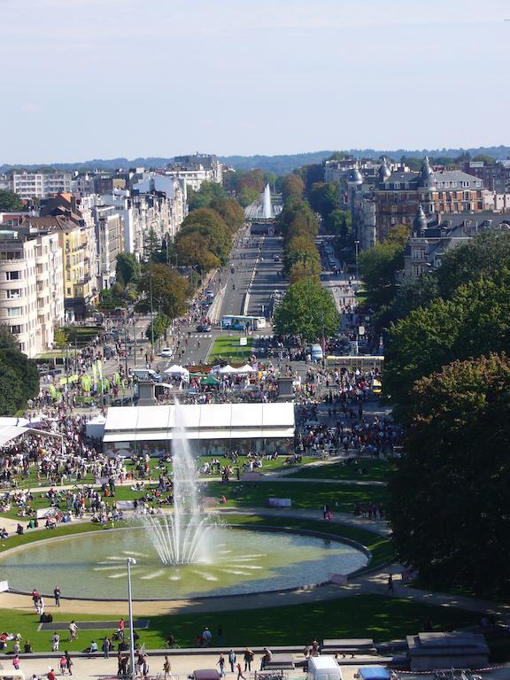 Living In Brusel, Urban 5*