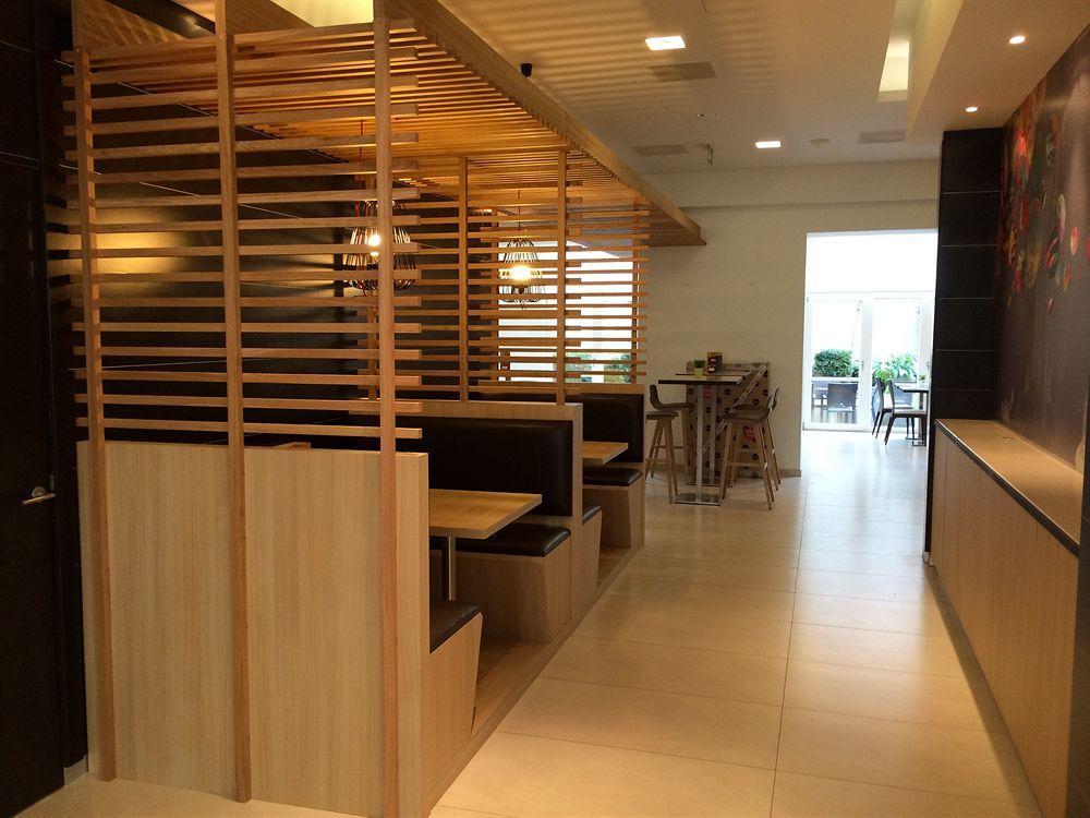 Novotel Centre Midi Hotel 4*