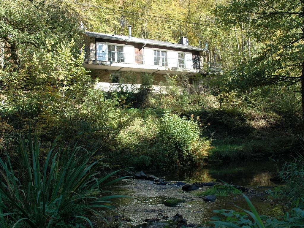 Alpehytte Spacious Chalet With Sauna In Daverdisse *