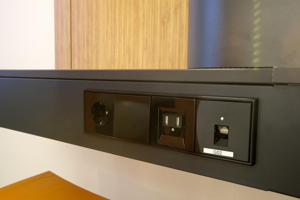 Easyhotel Centre Hotel 3*