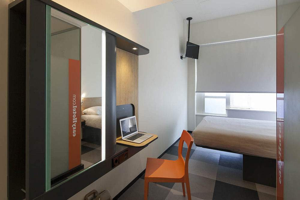 Easyhotel Centre 3* Bruxelles