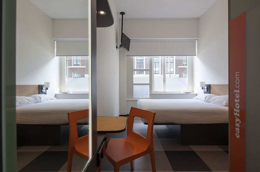 Hotel Easyhotel Centre 3*