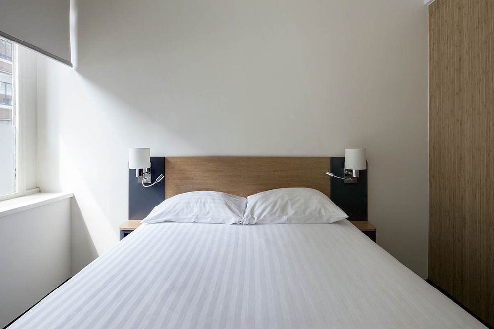 Hotel Easyhotel Centre 3*