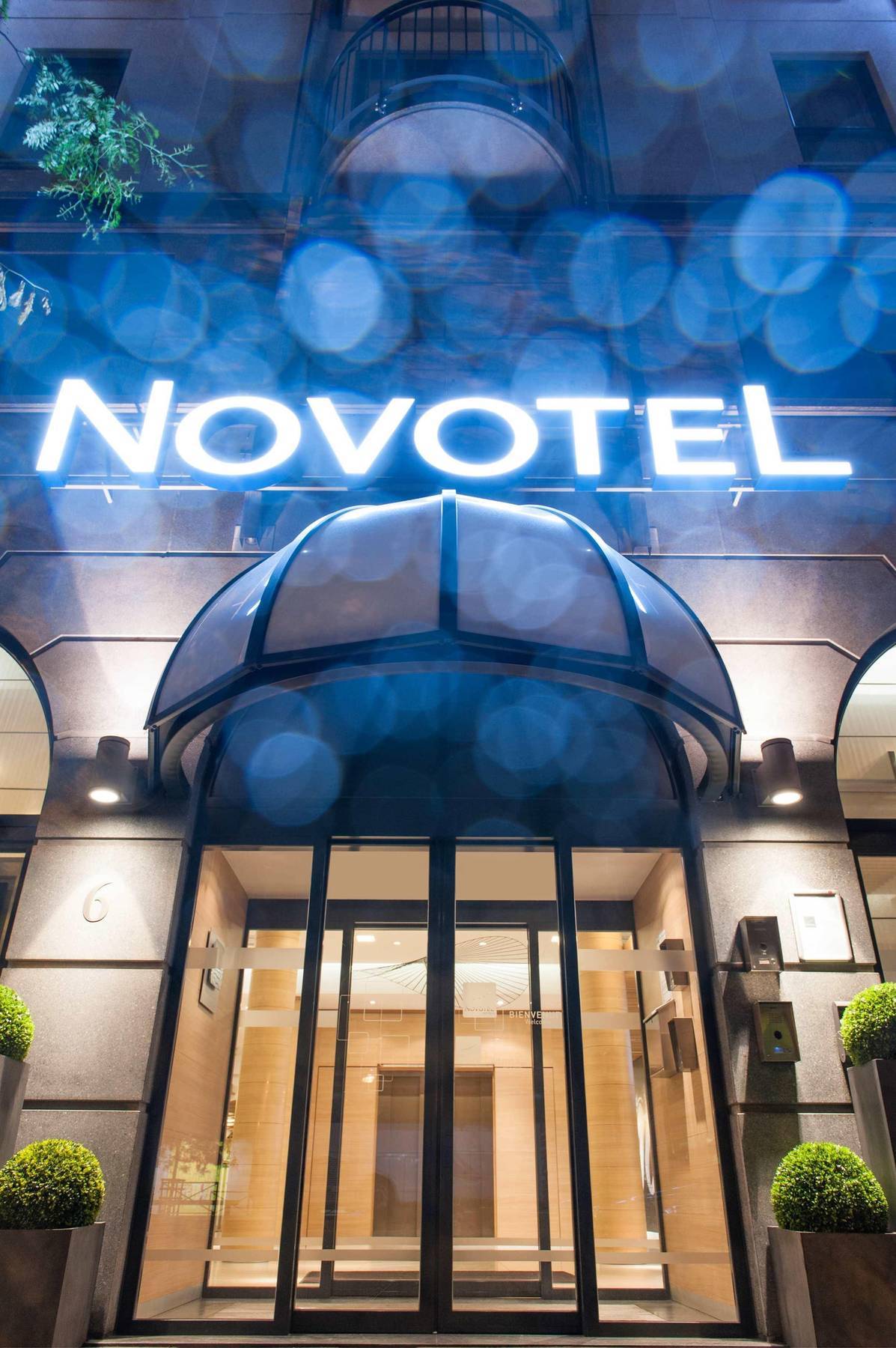 Novotel Centre Midi 4*