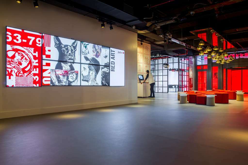 Radisson Red