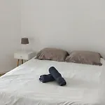 Brussels Flat