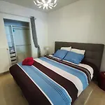 Le Divan Rouge Apartement, Next Atomium & Expo