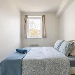 Beautiful 1Br/1Bar Apartment In E.U. District