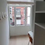 Comfortable Flat Close To Flagey
