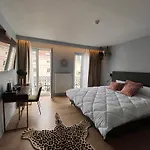 Hotel La Piece