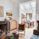 Saint Catherine Art Residence