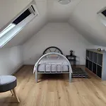 Brussels Bed & Blockchain Private Rooms With Shared Bathroom