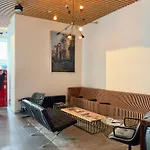 Hotel Retro