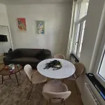 Cosy Appartement Joseph Claes