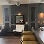 Cosy And Modern 2 Bedroom Apartment In Brussels