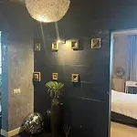 Cosy And Modern 2 Bedroom Apartment In Brussels