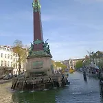 Appartement De Charme Au Coeur De Bruxelles!!