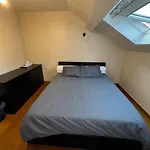 House 3 Rooms