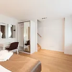 Residence Regent 55