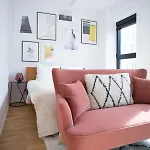 Fabulous Housings 2 Steps From Cee