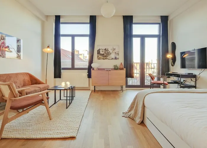 Magnifique Studio Avec Balcon A Deux Pas De La Grand-Place