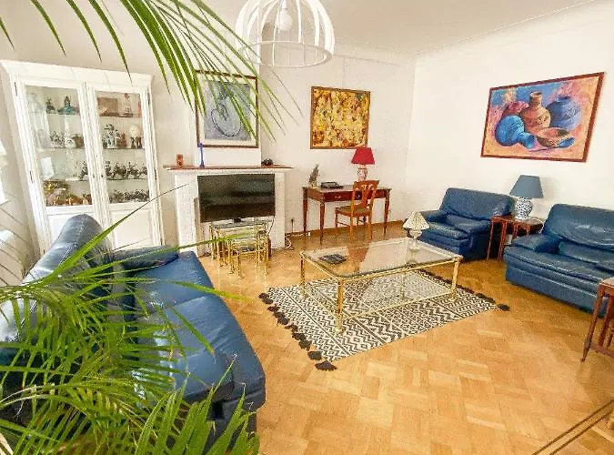 Elegance ,Space & Luxury In Brussels