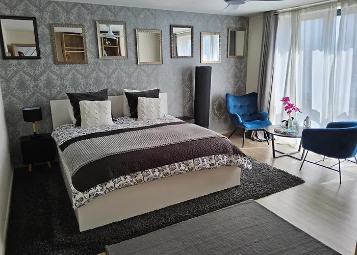 Chambre et sdb au 4ème étage et chambre et sdb au 2ème étage