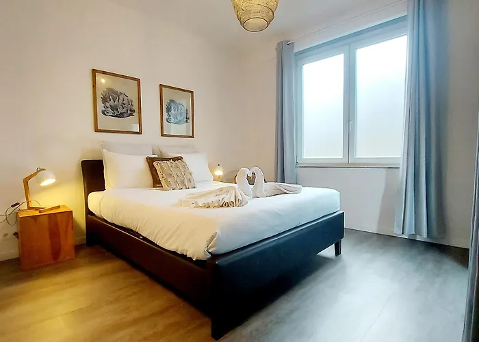 New Charming Grand Place Apartment