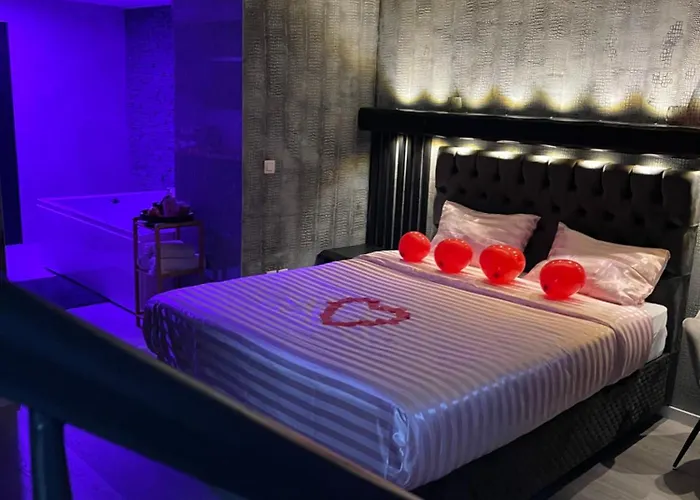 Jungle Suite Romantic - Private Jacuzzi -