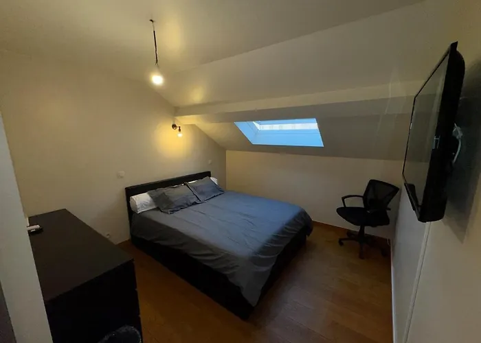 House 3 Rooms