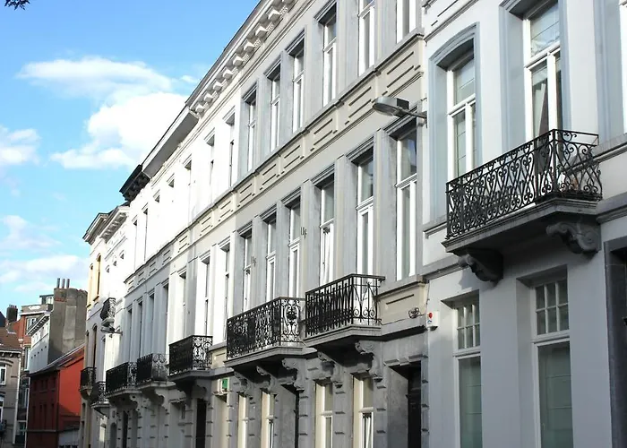 B&B Home & The City
