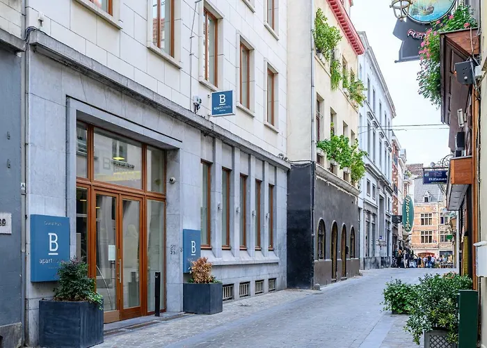 B-Aparthotel Grand Place